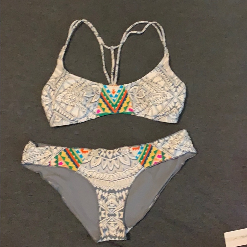 Ripcurl bikini tribal gray and rainbow